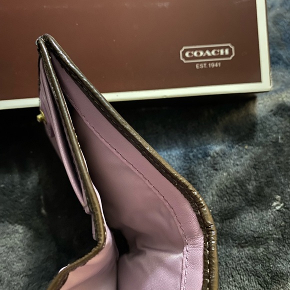 BEAUTIFUL BRAND NEW COACH WALLET STRAIGHT-OUT THE BOX‼️🔥🔥 - Picture 4 of 5